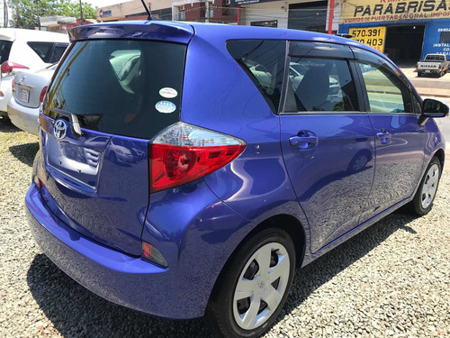 Imagen 3 de 12 de Toyota Ractis 1.3 Automática