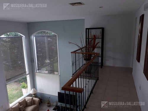 Imagen 8 de 16 de Importante Casa En Boulevares - Km 38 Pilar