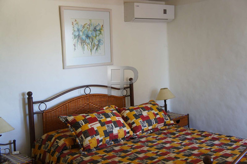 Imagen 15 de 19 de Casa En Venta Punta Ballena 9 Dormitorios, 2500 M2 Terreno