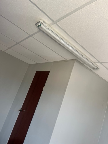 Renta Caseta Camper Traila Remolque Oficina Móvil C/ Wc P/18
