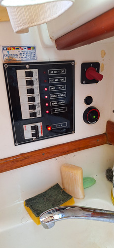 Custon Special Año 2000 Mercruiser Diesel Pata Bravo Ii