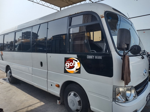 Imagen 2 de 5 de Alquiler Y Servicios Con Minivan, Couster, Buses Y Furgón.
