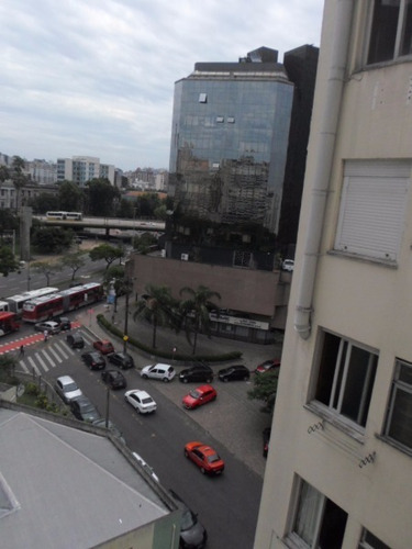 Imagem 10 de 16 de Apartamento Centro Historico Porto Alegre - 1981