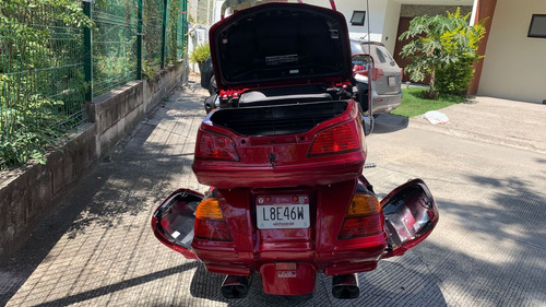 En Perfecto Estado. Nunca Durmio A La Intemperie.