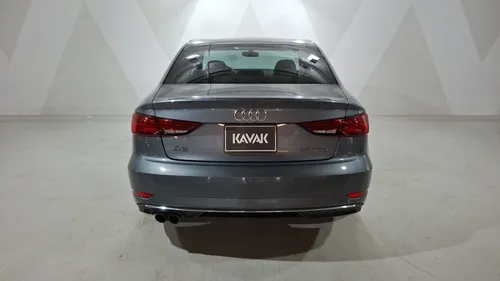 Audi A3 2.0 40 SELECT DCT