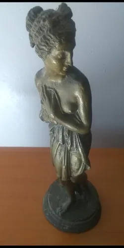 Escultura Afrodita En Bronce (Usado)