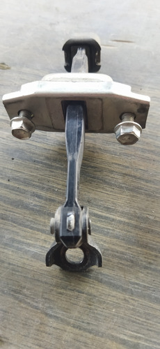 Freno O Tope De Puerta Delantera Chofer Toyota Camry 2007-09 (Usado)