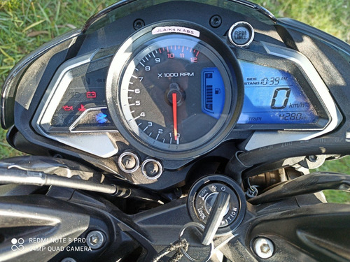 Bajaj Rouser Ns200