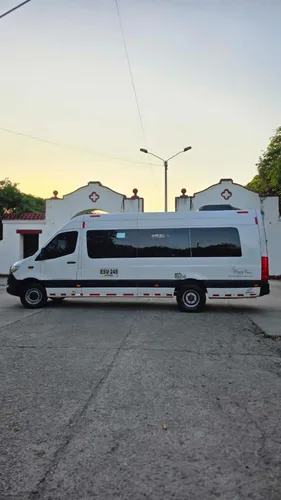 Sprinter 516 Cdi 20 Pasajeros Mod 2023 Motor 2.2 Diésel
