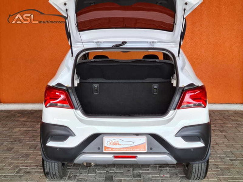 Imagem 8 de 15 de Chevrolet Onix Activ 1.4 8v