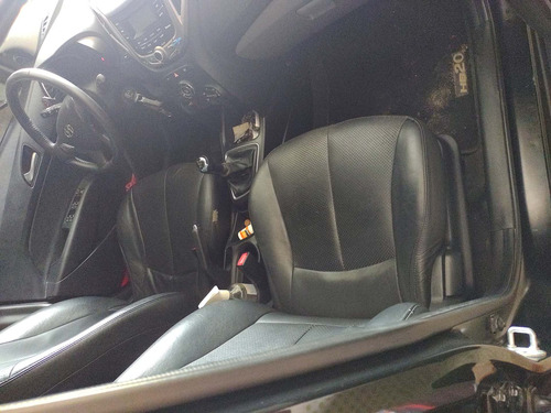 Imagem 5 de 5 de Hyundai Hb20x 2013 1.6 Premium Flex 5p