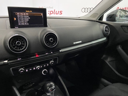Imagen 10 de 15 de Audi A3 Sedan Dynamic 2.0 Tfsi 190 Hp S Tronic 2017