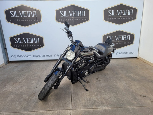 Imagem 3 de 12 de Harley Davidson Night Road Special