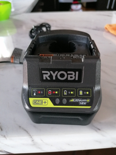 Cargador Ryobi P118b Nuevos 18v (Usado)