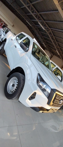 Imagen 5 de 10 de Nissan Frontier 2022 2.3t S 4x4 Mt L22