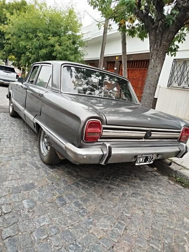Ford Falcon 3.0 Lujo