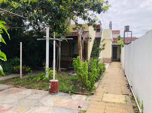 Ph En Venta - 3 Dormitorios 1 Baño - 453mts2 - Santa Teresita