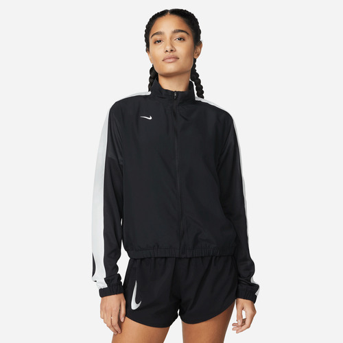 Campera Para Mujer Nike Drifit Swoosh Run Negra