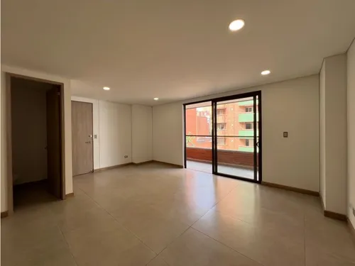 | V E N T A | Apartamento Para Estrenar En Laureles. Súper Ubicación