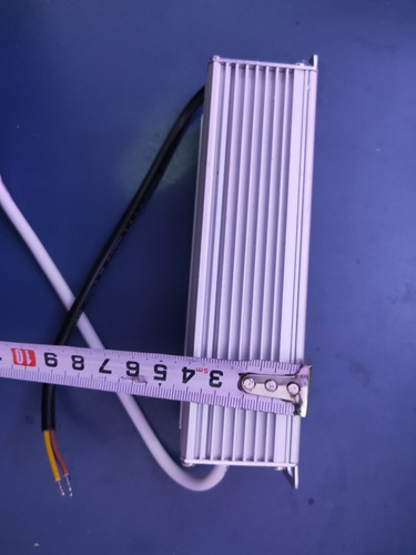 Imagem 3 de 5 de Fonte Blindada 12v 100w Prova Dagua