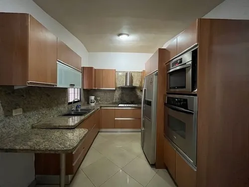 Se Vende Casa 220m2. Guatire.