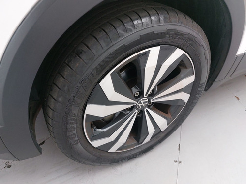 Volkswagen T-Cross 1.4 250 TSI TOTAL FLEX HIGHLINE AUTOMÁTICO