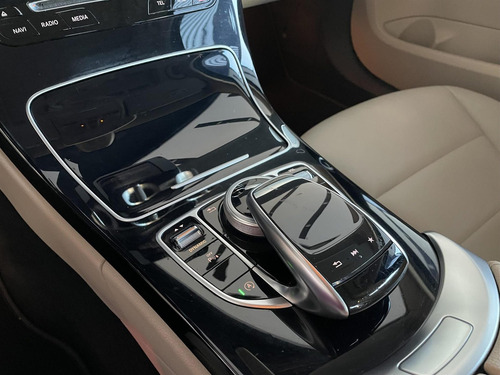 Imagem 10 de 16 de Mercedes Benz C-200 Avantgarde 2.0 Tb 16v 184cv Aut. Gasol