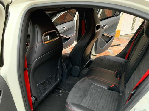 Mercedes Benz A45 Amg Modelo 2014