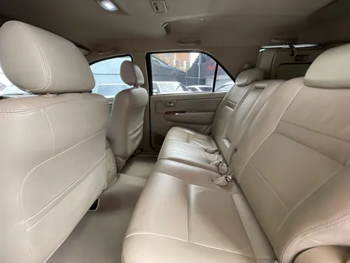 Toyota Fortuner Sr5 At 3000cc Td 4x4