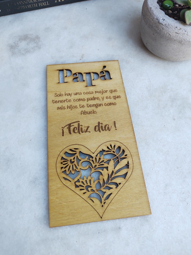 Imagen 1 de 2 de Abuelo. Tarjeta Rectangular Madera Idea Regalo Dia Del Padre