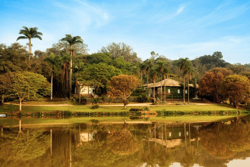 Terreno No Condomínio Alto Padrão Fazenda Serra Azul