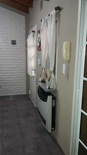 Imagen 2 de 14 de Ph 2 Ambientes Sobre Calle Lagos Al 1600 Lanús