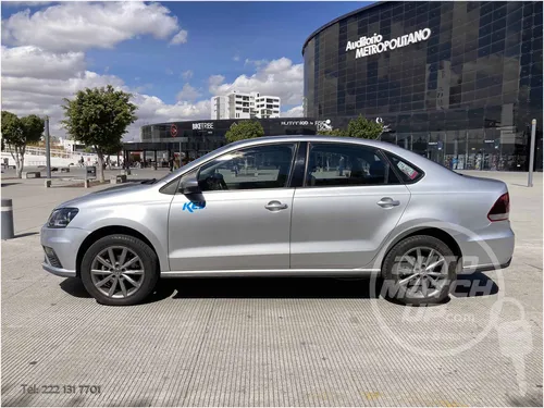 Volkswagen Vento 1.6 Confortline Mt