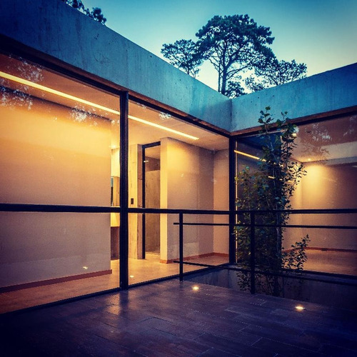 Casa En Venta A Estrenar Diseño Bosque Peralta Ramos Mar Del Plata