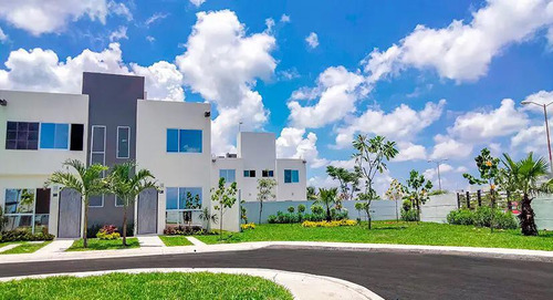 Puerta Paraíso Casa En Clouster En Venta Con Alberca Y Palapa