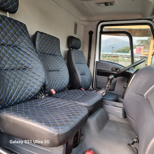 Ford Cargo Modelo 1519 Ano 2014 Na Carroceria Com Ar