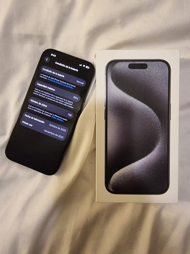 Apple iPhone 15 Pro + 2 Fundas Casetify + Micas De Cristal Templado. Estetica De 10. 128 Gb (Usado)