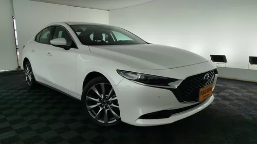 Mazda 3 GRAND TOURING MHEV