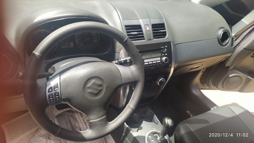 Imagem 4 de 10 de Suzuki Sx4 2010 2.0 4wd Aut. 5p