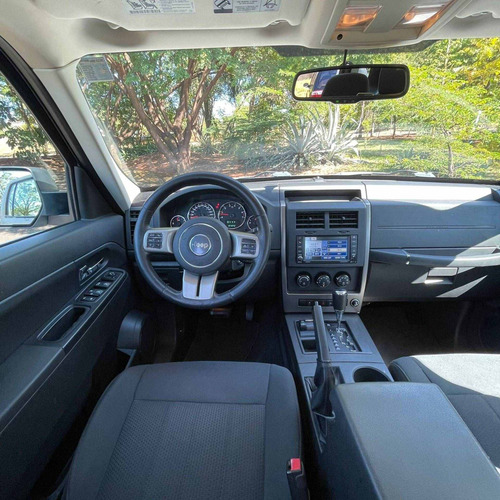 Imagem 7 de 9 de Jeep Cherokee 3.7 Sport 4x4 V6 12v Gasolina 4p Automático