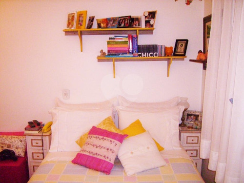 Imagem 12 de 30 de Sobrado Residencial - 3 Dorms -2 Vagas - À Venda No Centro - Reo50570