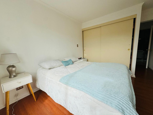 Cómoda Y Amplica Casa En Serena Oriente 5d/3b, Gran Quincho!
