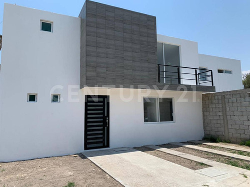 Casa Nueva En Palma Mallorca, Celaya, Gto.