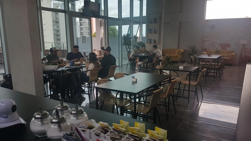 Oficina En Venta Ubicado En Banfield, Lomas De Zamora