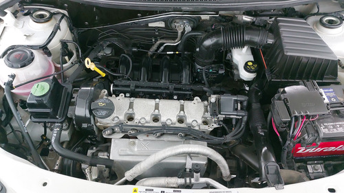 Volkswagen Saveiro 1.6 ROBUST CABINA SENCILLA