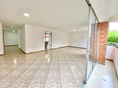 Apartamento En Venta En Laureles. Cod V4384