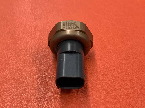 Sensor Presión Aire A/a Mercedes B200 #2205-420118 (Usado)
