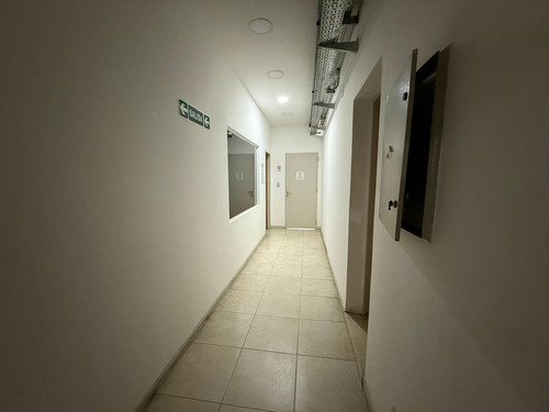 Galpón En Venta Y Alquiler En Castelar Norte