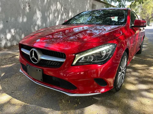 Mercedes-Benz Clase CLA 1.6 200 Cgi Sport At