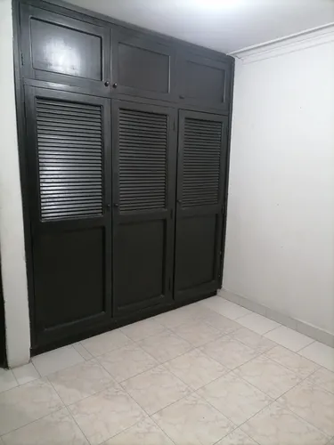 Se Alquila Habitación A Mujer Sola. Itagüí